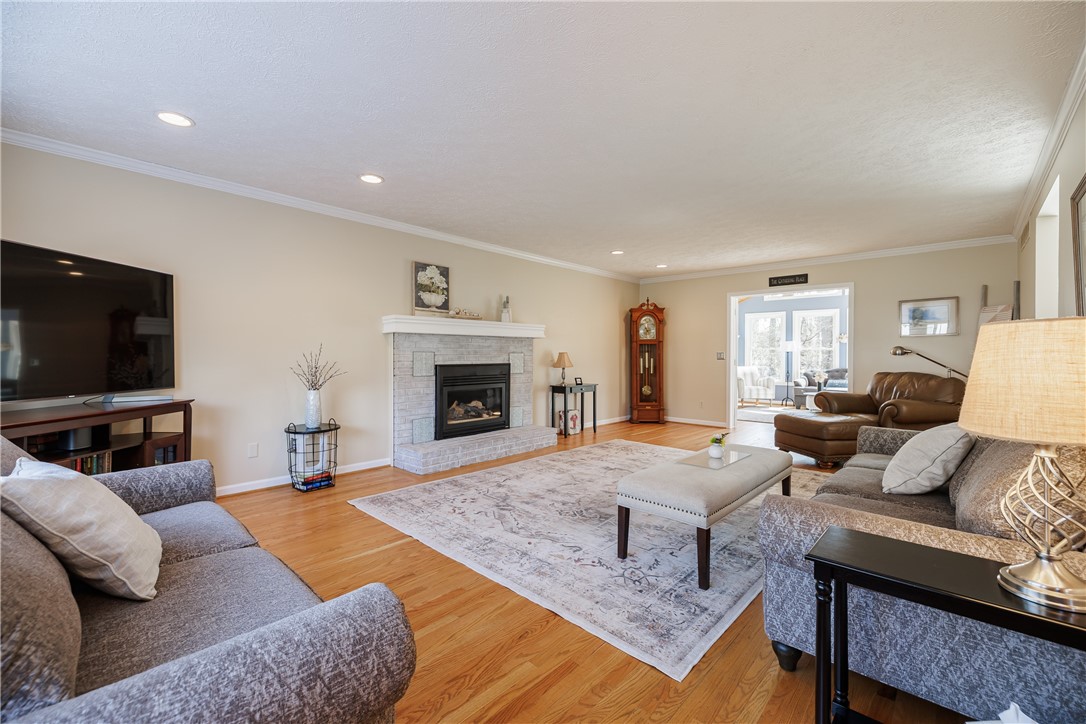 655 Finchingfield Lane, Webster, New York image 6