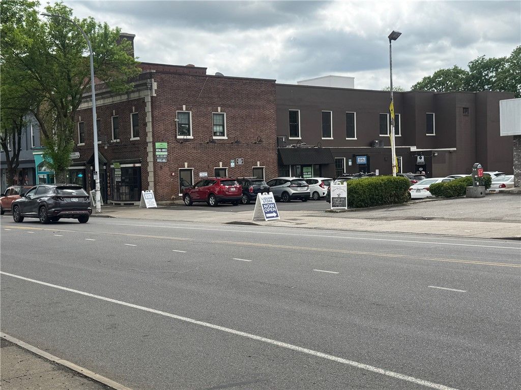 Photo of 431-439 Monroe Avenue, Rochester, NY 14607 (MLS # R1633485)