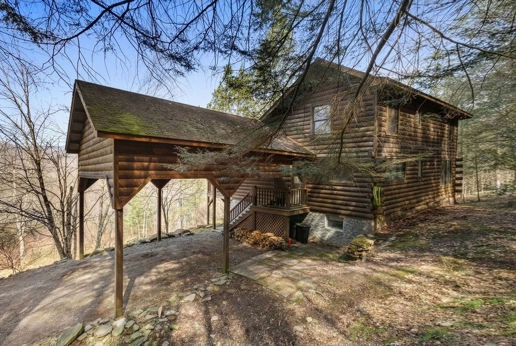 23152 NYC Highway 30A