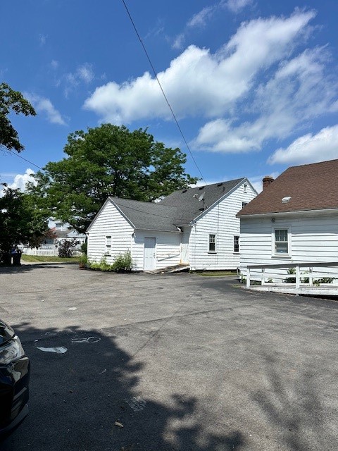 995 - 1005 w ridge road road