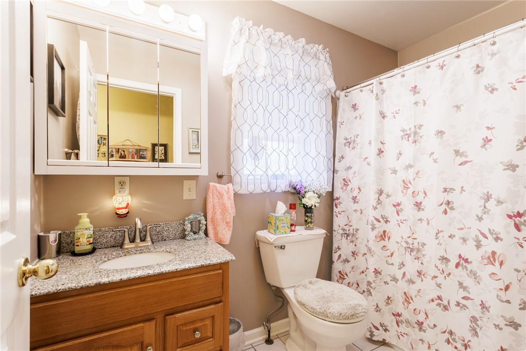 1039 Winona Boulevard, Irondequoit, New York image 40