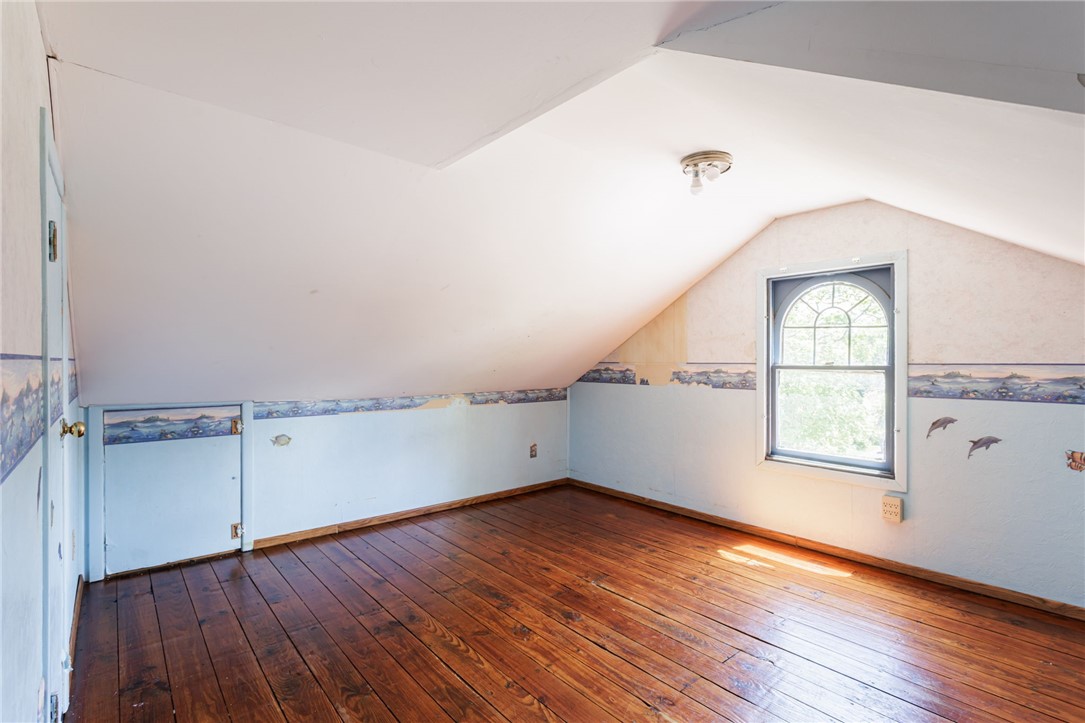 1039 Winona Boulevard, Irondequoit, New York image 34
