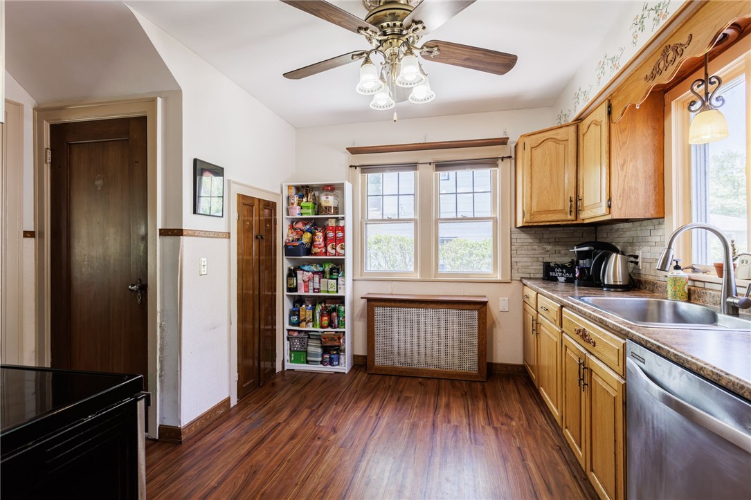 1039 Winona Boulevard, Irondequoit, New York image 8