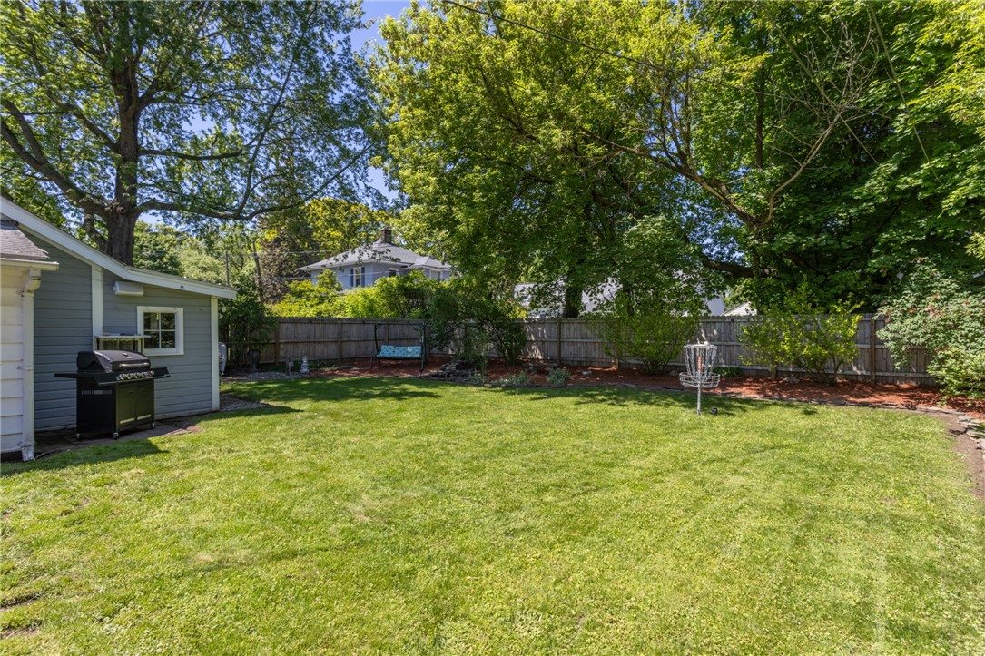 1039 Winona Boulevard, Irondequoit, New York image 48
