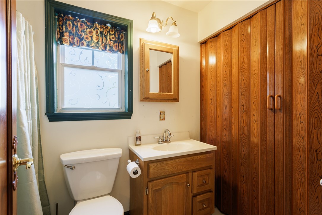 1039 Winona Boulevard, Irondequoit, New York image 19