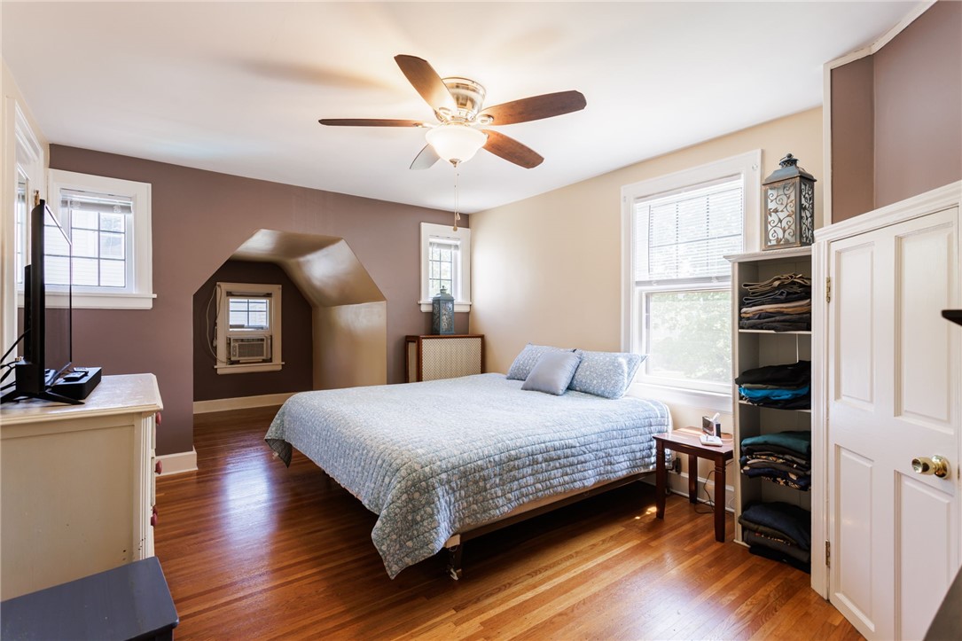1039 Winona Boulevard, Irondequoit, New York image 30