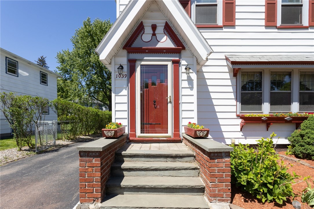 Search Properties 3 1039 winona boulevard
