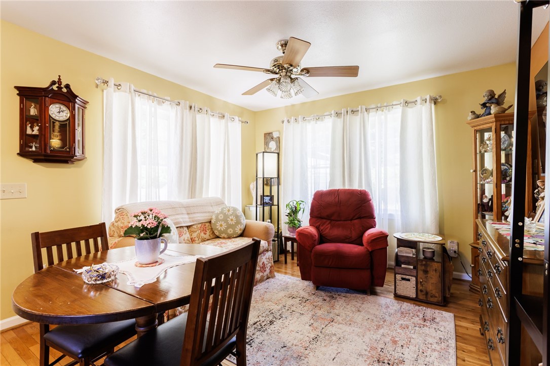 1039 Winona Boulevard, Irondequoit, New York image 38
