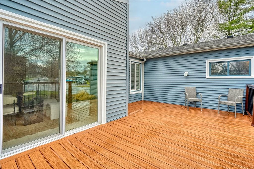 Photo of 26 Hanningfield Cir Circle, Perinton, NY 14450 (MLS # R1666347)