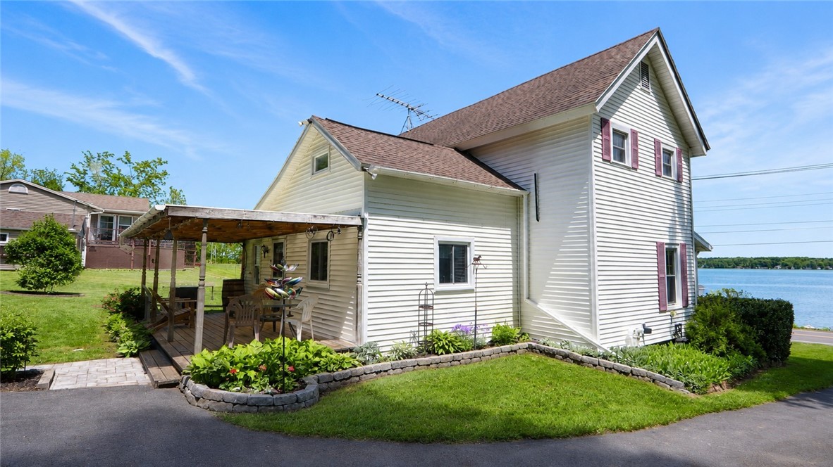 2448 Lower Lake Road