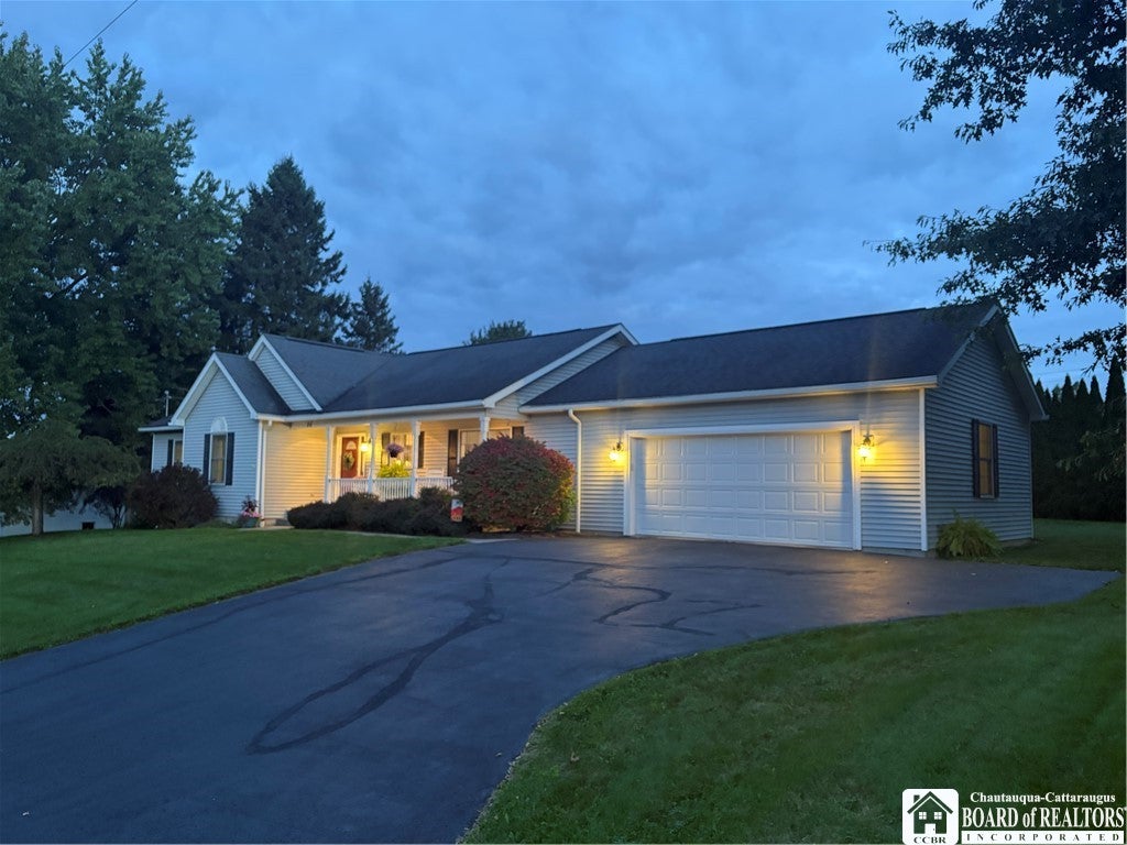 16 Cherry Avenue