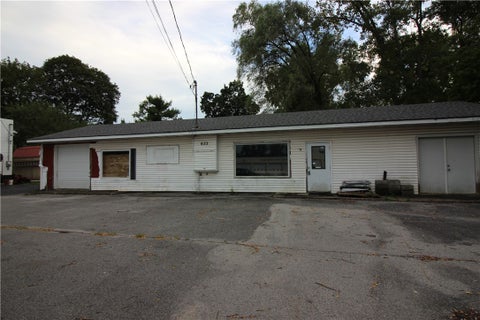 Photo of 622 E Main Street, Palmyra, NY 14522 (MLS # R1715078)