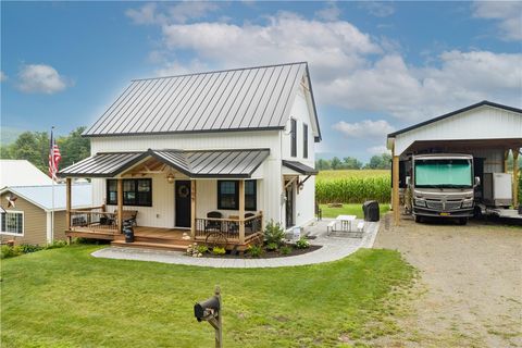 Photo of 109 Unadilla Trail Road, Pittsfield, NY 13411 (MLS # R1616369)