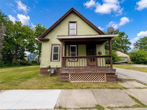 Homes For Sale - 64 Murray Street<br/> Rochester, NY 14606