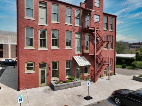 Photo of 414 Carroll St #8 ST, Elmira City, NY 14901 (MLS # R1707252)