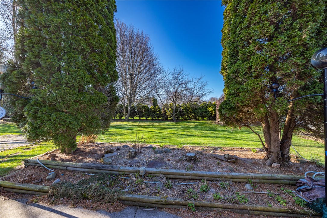 75 Woodedge Lane, Greece, New York image 10