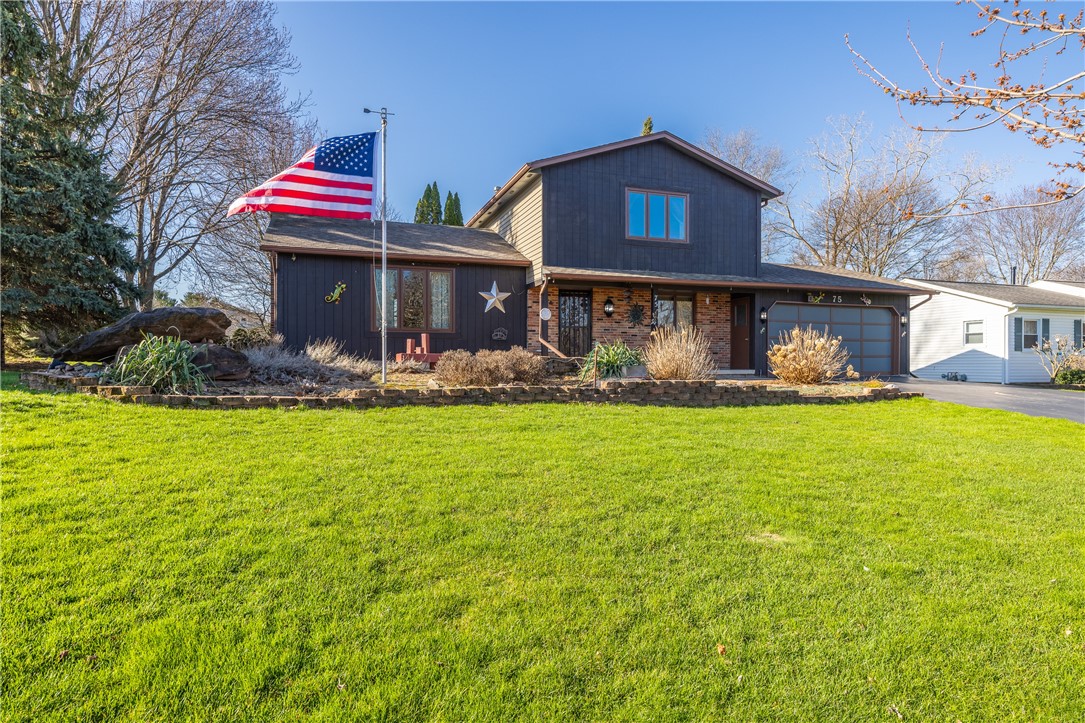 75 Woodedge Lane, Greece, New York image 2