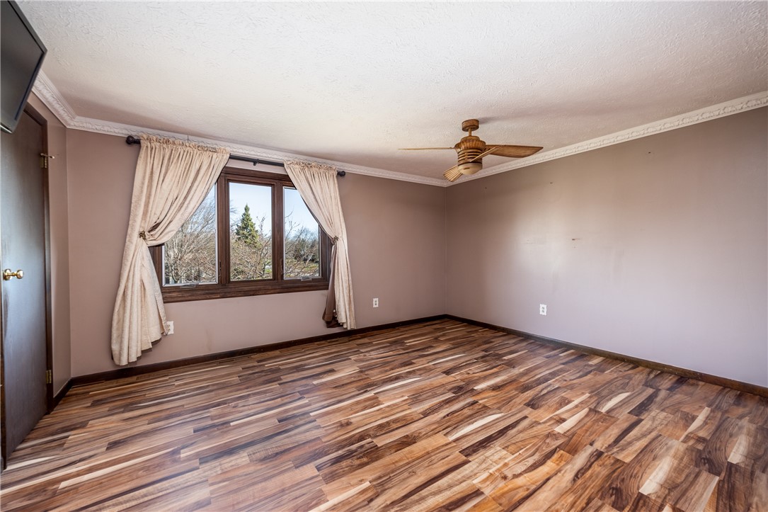 75 Woodedge Lane, Greece, New York image 33