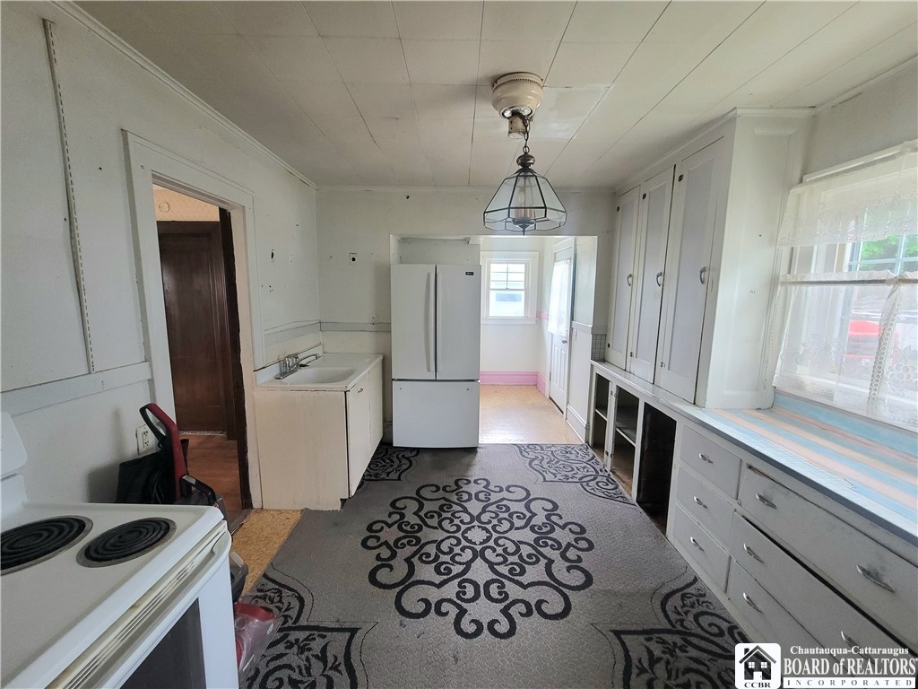 29 Catlin Avenue, Jamestown, New York image 5
