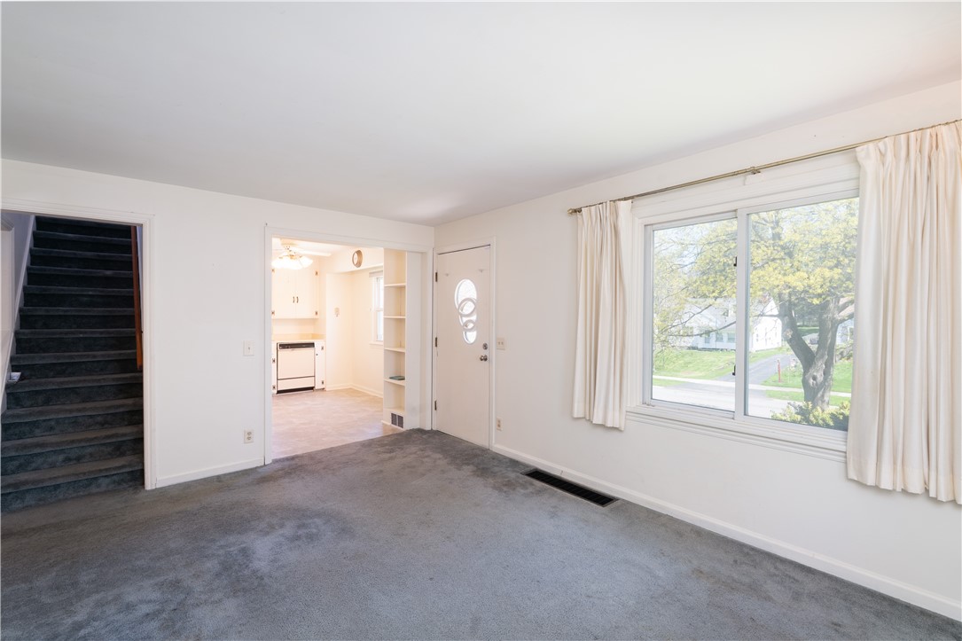 171 Glenbrook Road, Greece, New York image 5