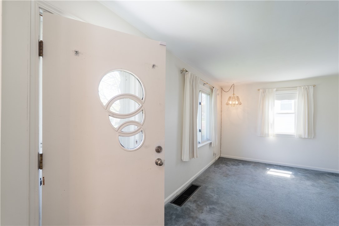 171 Glenbrook Road, Greece, New York image 3