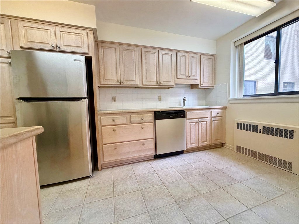 2501 East Avenue 307