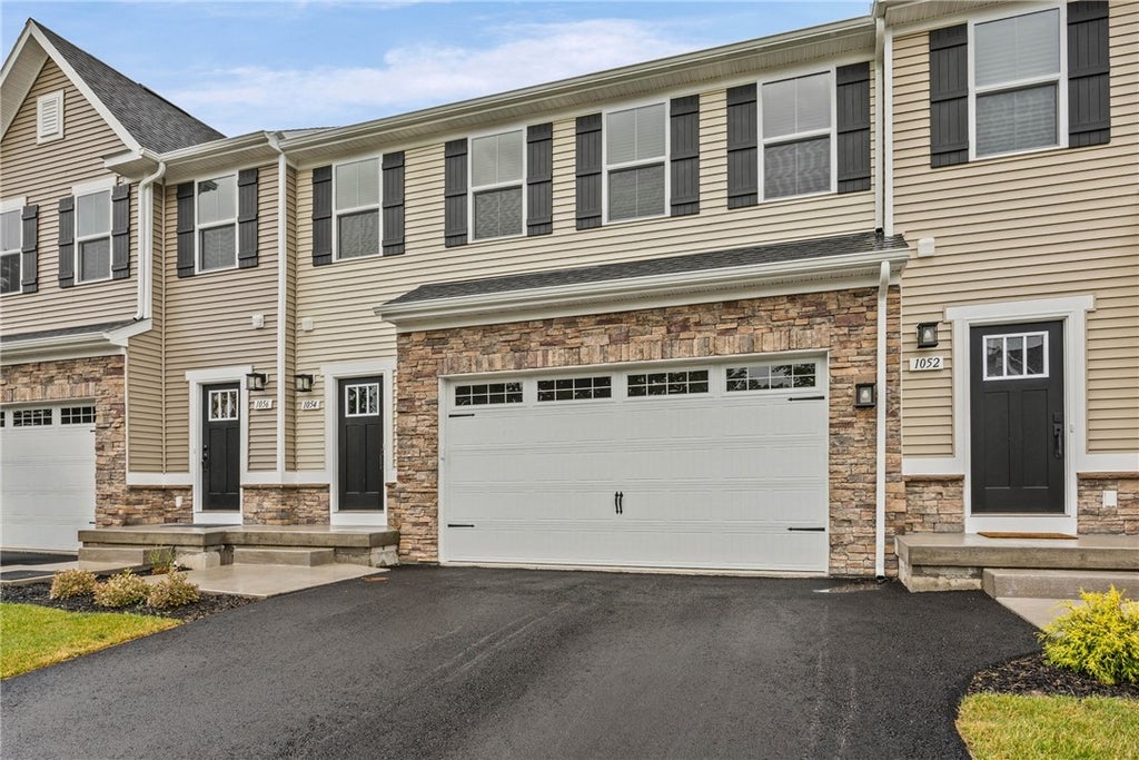 Photo of 1054 Banjo Run, Victor, NY 14564 (MLS # R1696517)