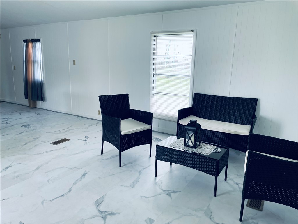 108 Vienna, lot 48 Road