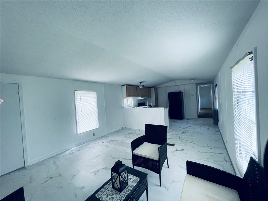 108 Vienna, lot 48 Road
