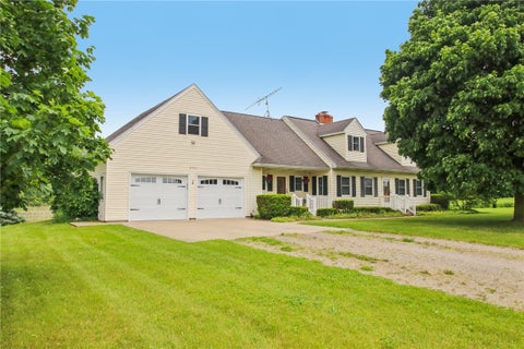 Photo for 4701 East Road