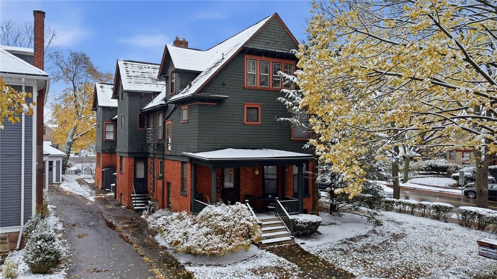 Photo of 98 Barrington Street #560, Rochester, NY 14607 (MLS # R1650497)