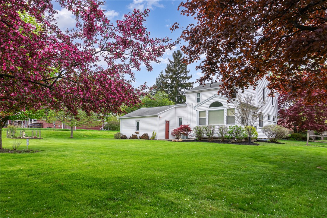 1080 Cherry Hill Lane, Webster, New York image 29