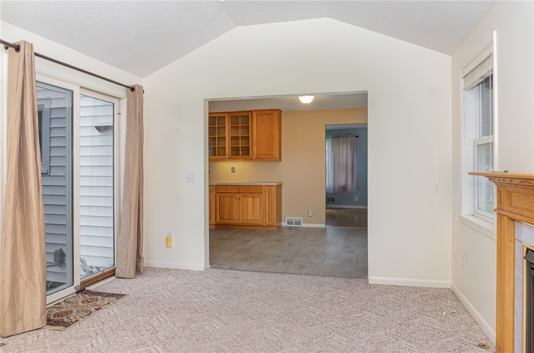 1080 Cherry Hill Lane, Webster, New York image 10