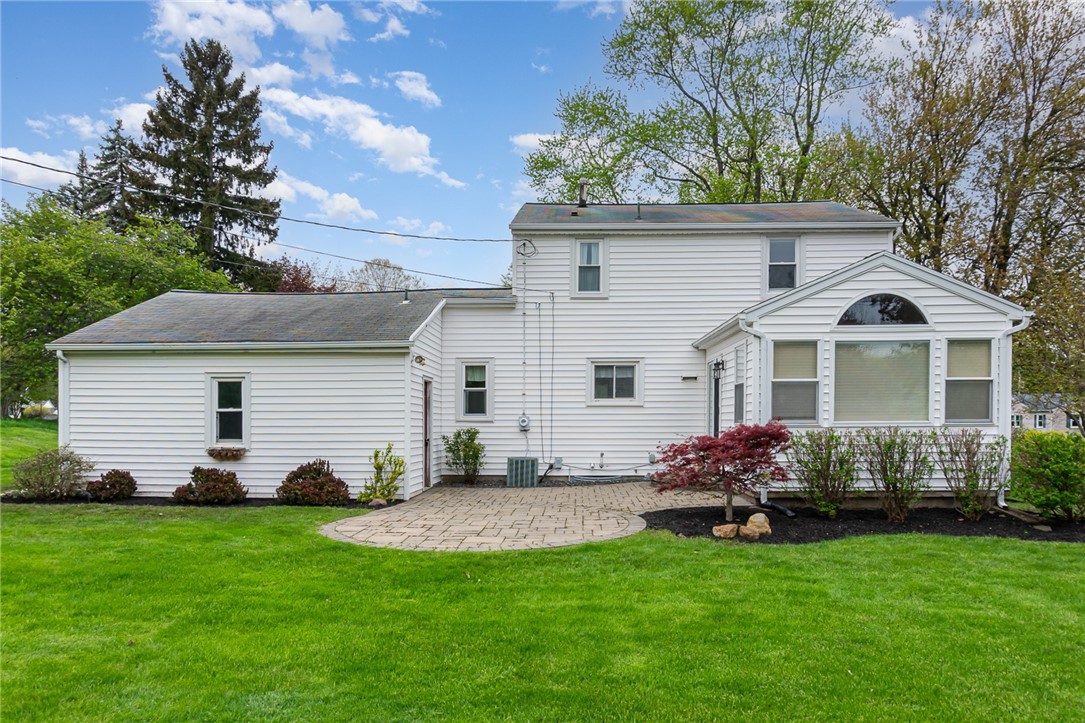 1080 Cherry Hill Lane, Webster, New York image 28