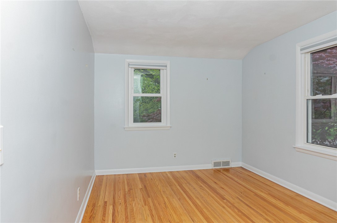 1080 Cherry Hill Lane, Webster, New York image 19