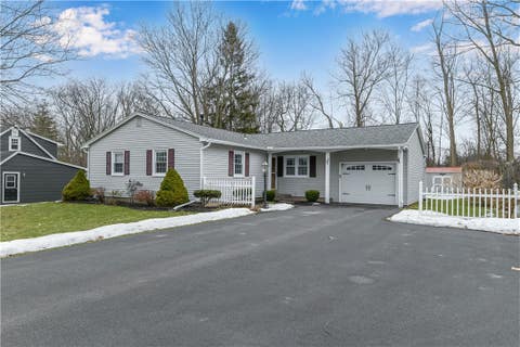 Photo for 75 Holiday Lane