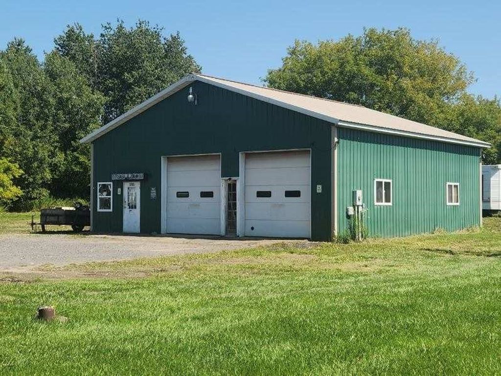 Photo of 2705 State Route 14, Geneva, NY 14456 (MLS # R1562298)