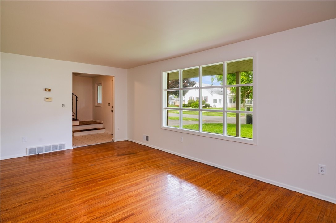 171 Normandale Drive, Gates, New York image 14