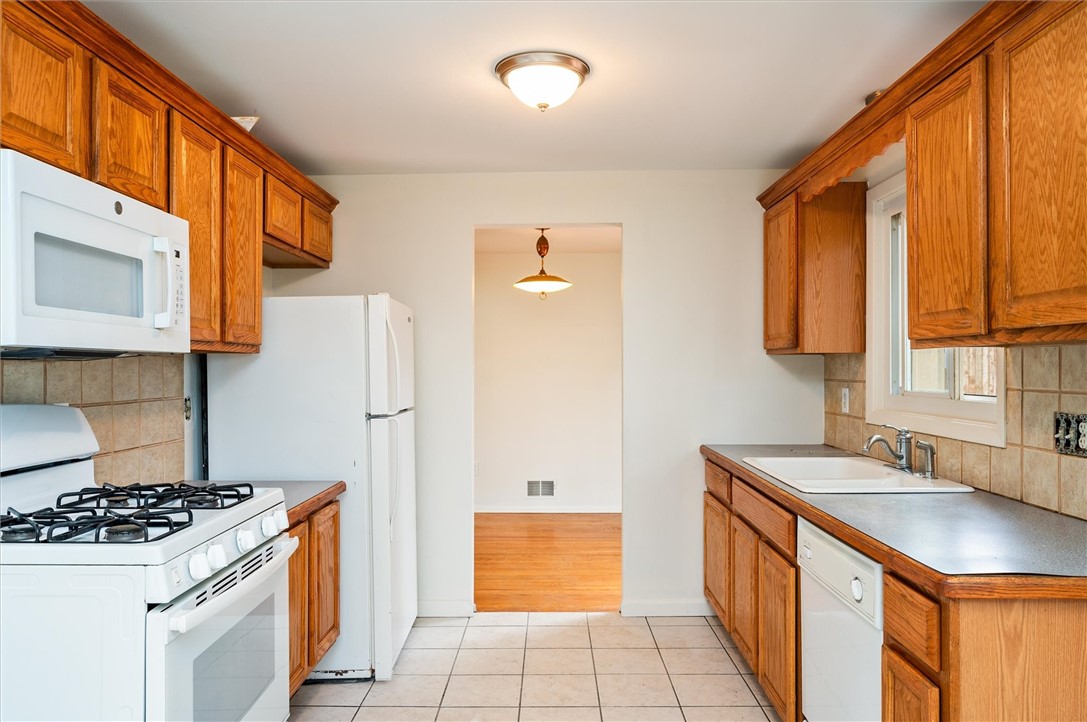 171 Normandale Drive, Gates, New York image 26