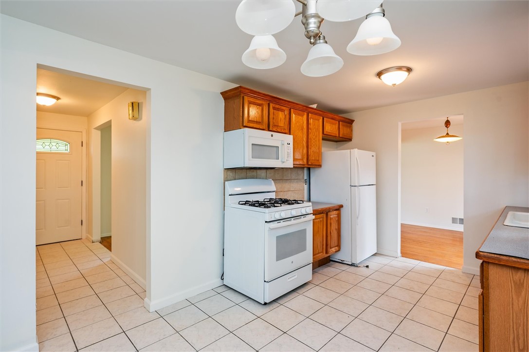 171 Normandale Drive, Gates, New York image 23