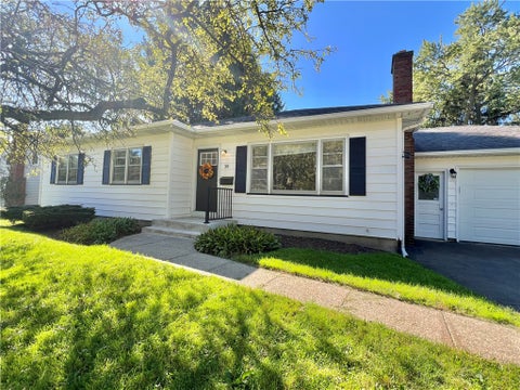 Homes For Sale - 38 Thurlow Avenue<br/> Irondequoit, NY 14609