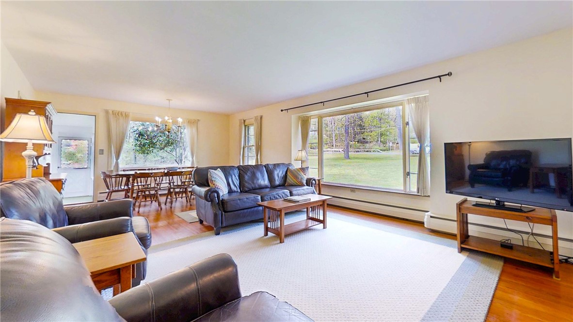11712 Hickory Lane, Corning, New York image 10