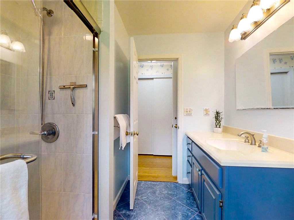 11712 Hickory Lane, Corning, New York image 22