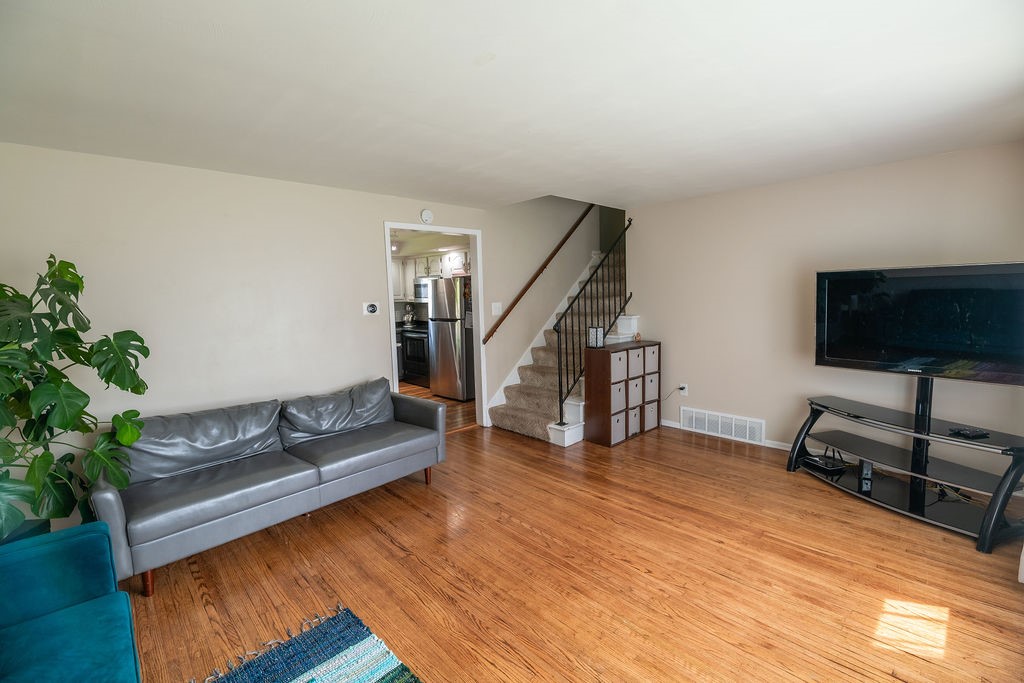 30 Bambi Lane, Gates, New York image 8