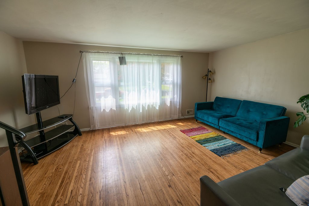 30 Bambi Lane, Gates, New York image 7