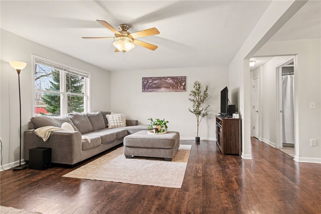 Photo of 816 Klem Rd Rd, Webster, NY 14580 (MLS # R1665822)