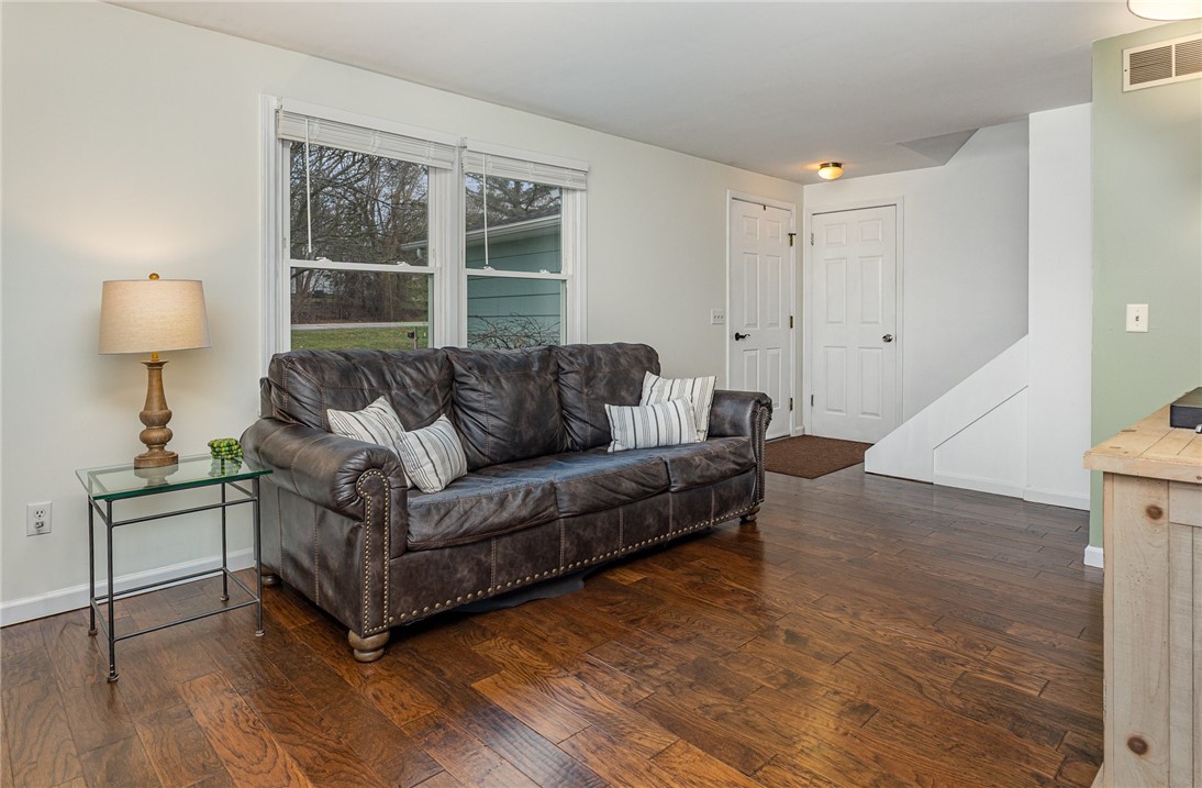 4 Otterden Lane