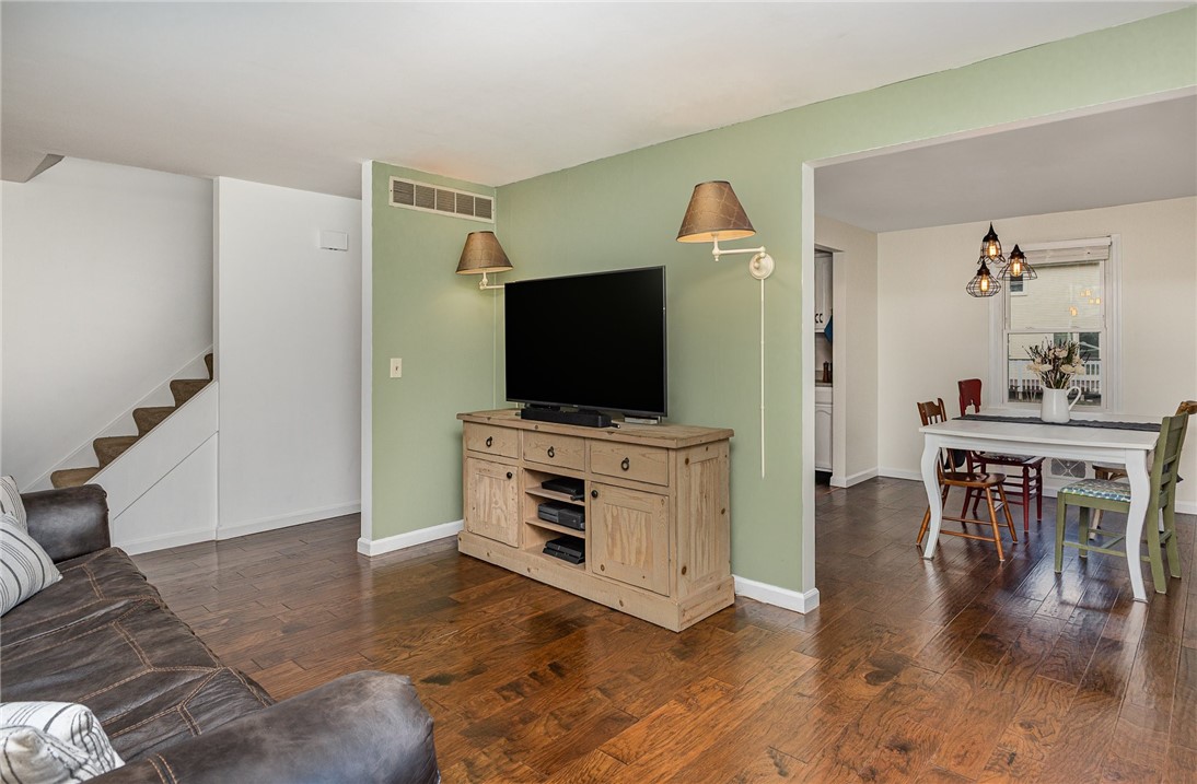 4 Otterden Lane