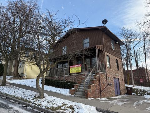 Photo of 1 University Drive, Geneseo, NY 14454 (MLS # R1655051)