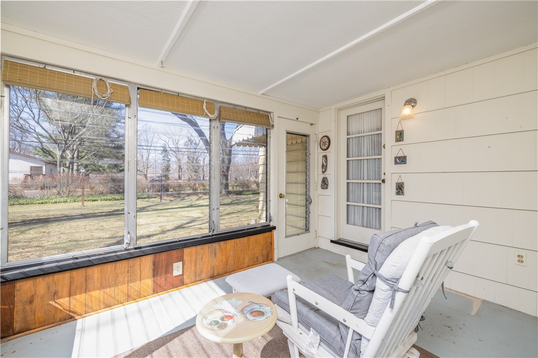 37 Kenmore Lane, Irondequoit, New York image 12